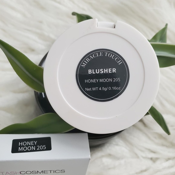 TASH Cosmetics Blush Soft Glow Blusher Honey Moon #205 - Picture 4 of 7